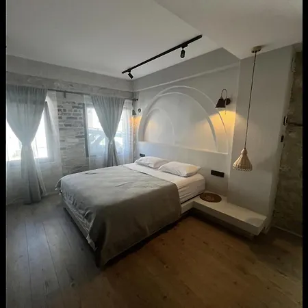 Nisurla Πανσιόν 3*