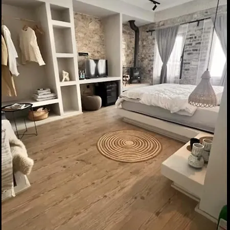 Πανσιόν Nisurla 3*