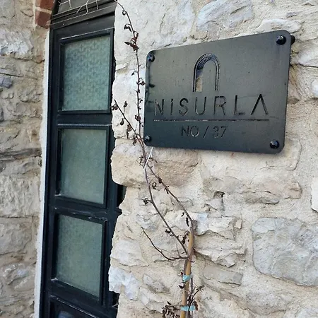 Nisurla Урла