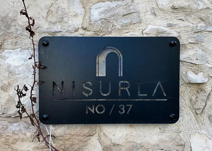 Nisurla Urla